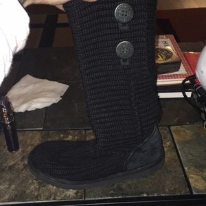 Black ugg boots